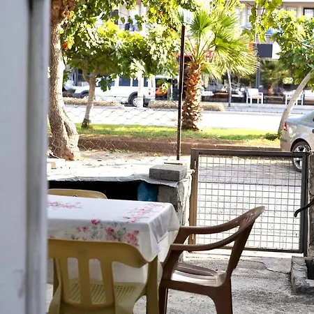 Muestakil Bahceli, Huzurlu Tatil * Φετιγιέ
